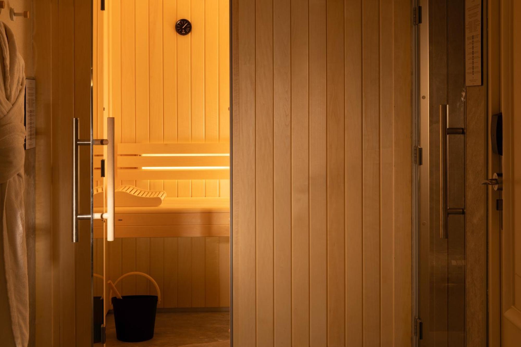 Hotel Le Lavoisier & Spa Paryż Zewnętrze zdjęcie