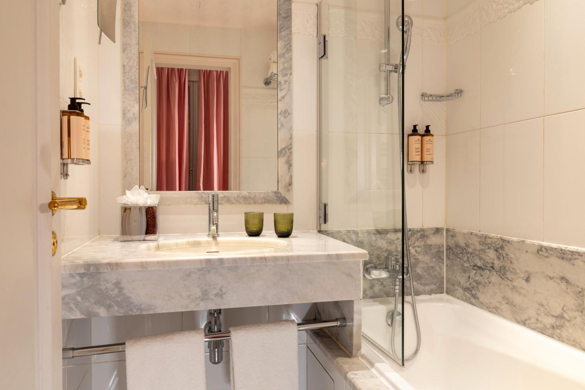 Hotel Le Lavoisier & Spa Paryż Zewnętrze zdjęcie